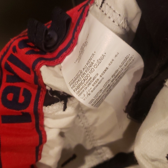 Levi's little boy's shorts - Picture 6 of 7